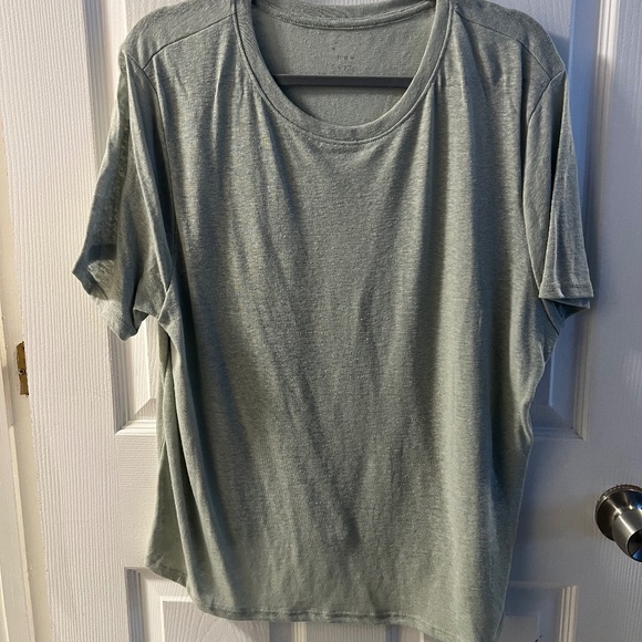 Green Tee - Picture 1 of 1